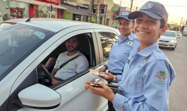 Patrulha Mirim da Polícia Militar realiza blitz educativa em alusão ao movimento “Maio Amarelo” em Paranaíba*
