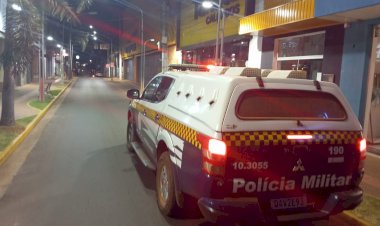 Polícia Militar prende mulher por furtar veículo em Paranaíba