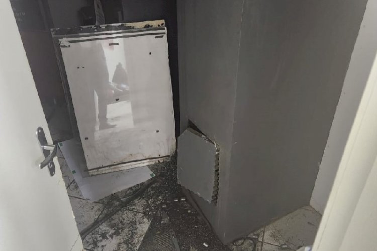 Três homens são presos ao arrombarem cofre de caixa alto atendimento bancário em MS