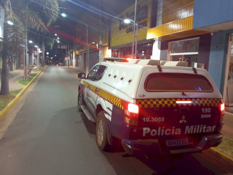Polícia Militar prende mulher por furtar veículo em Paranaíba
