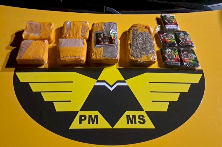 BPMRv prende mulher por tráfico de drogas em ônibus na MS-306