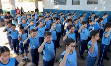 Prefeito Walter Schlatter visita Rio Verde de Mato Grosso para conhecer modelo de Escola Cívico-Militar