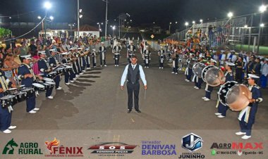 Mesmo com ameaça de chuva, público prestigia Encontro de Bandas em Figueirão