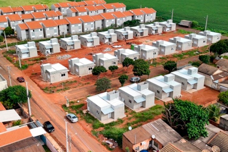 Prefeitura de Chapadão do Sul intensifica cobrança para conclusão do Residencial Araras e notifica empresa responsável
